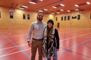 Adrien Ançay (joueur et membre de la délégation LNB) et Karen Roduit (présidente du VBC Fully)