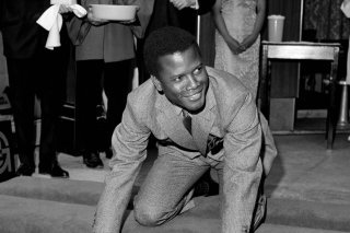 Sidney Poitier a été le premier acteur noir à recevoir l'Oscar du meilleur acteur pour son rôle dans "Lillies of the Field" ("Le lys des champs") de Ralph Nelson (archives).