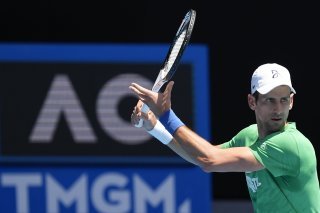 Novak Djokovic appliqué à l'entraînement ce jeudi à Melbourne.