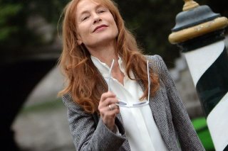 L'actrice française Isabelle Huppert, positive au Covid, ne va pas à la Berlinale mardi soir pour recevoir un Ours d'or d'honneur pour l'ensemble de sa carrière.