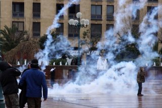 Après l'annonce de l'agression en prison contre Yvan Colonna, la Corse s'est déchaînée, accusant l'Etat de ne pas avoir protégé leur concitoyen.