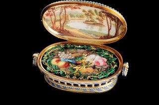 Cette pièce de 1805 est de Jacob Frisard.