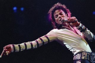 "Breaking News", "Monster" et "Keep Your Head Up" apparaissent dans la compilation "Michael", sortie en 2010, un an et demi après la mort de Michael Jackson (archives).