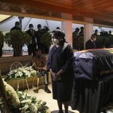 L'Angola a entamé samedi un week-end d'hommages à l'ex-président José Eduardo dos Santos, qui a régné sans partage pendant 38 ans et est décédé le mois dernier en Espagne (archives).