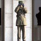 La Chine communiste était intervenue aux côtés de la Corée du Nord pendant la guerre de Corée. Environ trois millions de soldats chinois avaient participé au conflit, sauvant Pyongyang de la défaite et repoussant les forces des Nations unies menée...