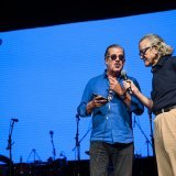 Les lauréats du Grand Prix suisse de musique, les membres de Yello Boris Blank et Dieter Meier, chantent lors d'une répétition avant la cérémonie.