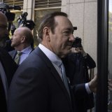 Kevin Spacey est arrivé jeudi matin au tribunal fédéral de Manhattan où se tient son procès au civil. Dans cette juridiction, l'acteur peut être condamné à d'importants dommages-intérêts.