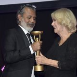 La reine Camilla a remis le Booker Prize à Shehan Karunatilaka.