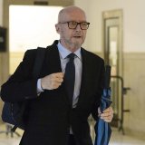 Dans la foulée de #MeToo, le cinéaste Paul Haggis a été accusé d'agressions sexuelles par trois autres femmes, mais il a comparu à New York pour une autre accusation.