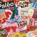 Un patchwork de pancartes hautes en couleur et de slogans vivants: l'affiche officielle de l'édition 2023 du Paléo Festival a été dévoilée mardi.