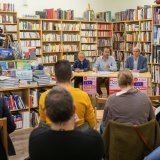 Valais: mesures de relance spécifiques à la chaîne du livre, aux cinémas et aux arts visuels.