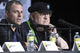 "J'ai vu neuf des dix épisodes et c'est assez formidable", a commenté George RR Martin à propos de la nouvelle série House of the Dragon.