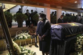 L'Angola a entamé samedi un week-end d'hommages à l'ex-président José Eduardo dos Santos, qui a régné sans partage pendant 38 ans et est décédé le mois dernier en Espagne (archives).