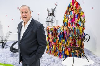 Pour le metteur en scène américain Robert Wilson, les chaises sont des sculptures.