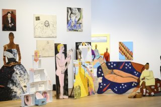 Une des installations les plus connues de Lubaina Himid: "A Fashionable Marriage" (1984), qui dénonce notamment le sexisme et le racisme du monde de l'art britannique et du contexte politique des années 1980.