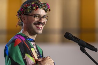 Lors de la remise du prix, Kim de l'Horizon a remercié le jury par une sorte de prière chantée, dans laquelle il ne devait être question que d'amour.