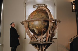 Réalisé vers 1570 sur mandat d'une famille allemande, le globe céleste a pris le chemin de l'abbaye de St-Gall en 1595, avant d'être pillé par les Zurichois en 1712 en pleine guerre entre catholiques et protestants (archives).