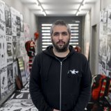 L'artiste jurassien Augustin Rebetez a reçu différents prix, notamment le Prix international de photographie de Vevey, les Swiss Art Awards ou le Prix Fondation Latour.