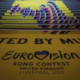 L'Eurovision Song Contest a lieu cette année à Liverpool. La ville anglaise a été désignée en lieu et place de l'Ukraine, vainqueure de la compétition l'an dernier. Le pays en guerre n'est pas en mesure d'organiser le grand évènement pour des rais...