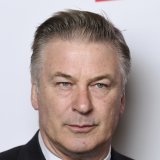 Alec Baldwin a toujours maintenu qu'on lui avait assuré que son arme était inoffensive et nie aussi avoir appuyé sur la détente (archives).