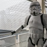 Des personnages de l'univers de Star Wars hantent les couloirs du festival.
