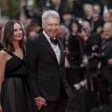 Harrison Ford est arrivé sur le tapis rouge au bras de Calista Flockhart.