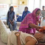 Des Indiens par centaines finissent à l'hôpital à cause de la chaleur.