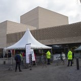 Le comédien genevois Gilles Privat est un familier du Théâtre de Carouge, dont le bâtiment ci-contre a été inauguré en novembre 2021.