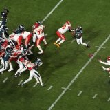 Les Kansas City Chiefs (en blanc et rouge), vainqueurs du Super Bowl