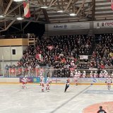 Le public martignerain en fête lors de l'ouverture du score