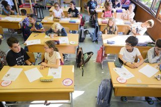 Le PS veut une véritable inclusion scolaire des enfants avec handicap à Genève. Il dépose un projet de loi inspiré du modèle tessinois qui demande que chaque école du primaire dispose de classes inclusives et de classes spécialisées (illustration)...
