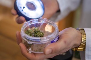 La vente réglementée de cannabis a démarré fin janvier dans des pharmacies à Bâle (archives).