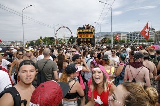 La rade de Genève va à nouveau vibrer au son de la techno. La Lake Parade aura lieu les 15 et 16 juillet. La dernière édition remontait à 2017 (archives).