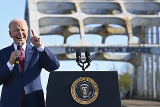 "On ne peut pas choisir d'apprendre que ce que l'on veut savoir", a lancé le président américain, alors qu'un débat fait rage sur l'enseignement du passé esclavagiste et ségrégationniste dans les écoles du pays.