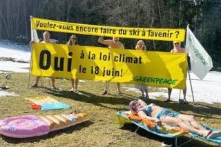 Par la parodie, Greenpeace Vaud a voulu montrer les risques du réchauffement climatique.