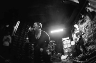 Tous les billets étaient vendus quelques minutes après l’ouverture des portes le vendredi, et avant même le début des premiers concerts le samedi.