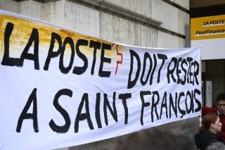 Les pétitionnaires craignent une fermeture du bureau de poste de Saint-François.
