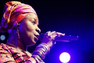 Angélique Kidjo est l'une des meilleures interprètes-compositrices de la musique internationale, estime le jury suédois. (archives)