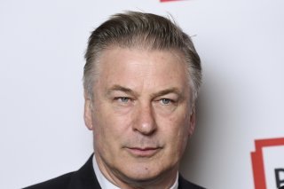 Alec Baldwin a toujours maintenu qu'on lui avait assuré que son arme était inoffensive et nie aussi avoir appuyé sur la détente (archives).