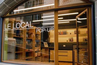 Ce magasin de 23 m2 est mis gratuitement à disposition des acteurs de l'alimentation durable pour des périodes de deux semaines à deux mois. Le loyer est pris en charge par la Ville de Lausanne.