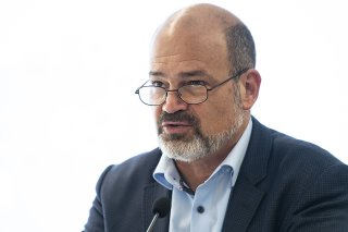 Genève (ici son conseiller administratif Sami Kanaan) milite pour une exposition nationale décentralisée.