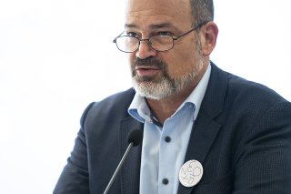 Genève (ici son conseiller administratif Sami Kanaan) milite pour une exposition nationale décentralisée.