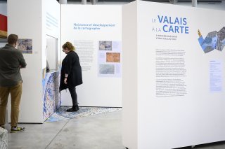 La manière de représenter le Valais sur des cartes géographiques a évolué dans le temps et c'est tout le propos de cette exposition temporaire à la Médiathèque Valais - Sion.
