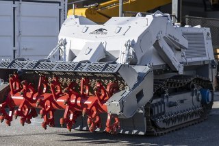 En plus de la machine de déminage, la Suisse va envoyer un camion-remorque et un lot de pièces de rechange pour trois ans (archives).
