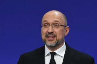 "Nous commençons à reconstruire l'Ukraine cette année, nous n'attendons pas la fin de la guerre", a déclaré le Premier ministre ukrainien Denys Chmygal en remerciant les alliés de Kiev pour leur soutien financier.