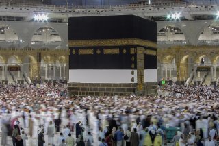 Plus de 2 millions de musulmans font cette année le pèlerinage de La Mecque. C'est le retour à l'affluence d'avant la pandémie.