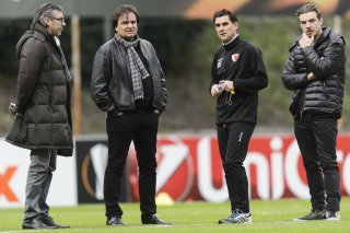 Didier Tholot entouré des dirigeants du FC Sion lors de la saison 2015/2016