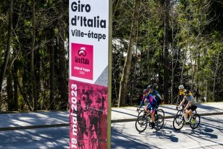 Le Giro d'Italia 2023 passera par Crans-Montana et Sierre.