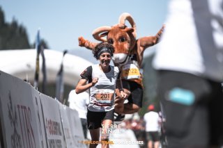 Maude Mathys à l'arrivée de Sierre-Zinal 2022