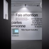 L'exposition relate la vie de milliers d'enfants, qui vivaient en Suisse en clandestinité.